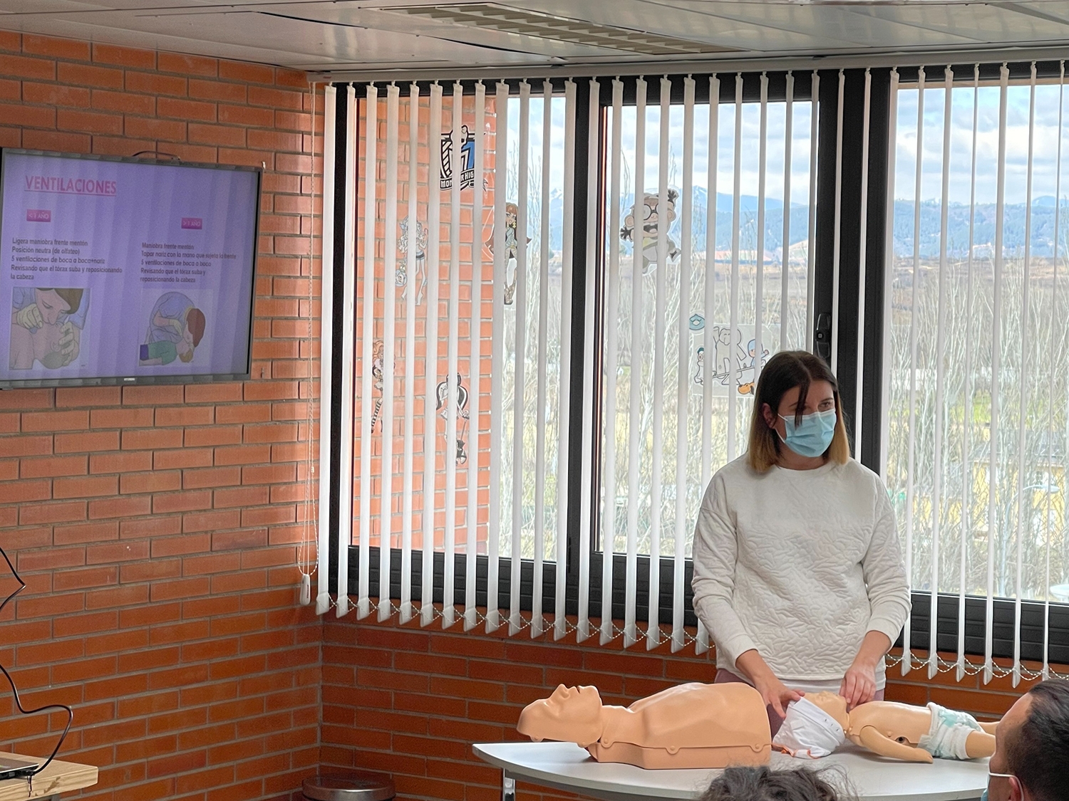 La 'Escuela de Padres' que promueve la Gerencia Sanitaria del Bierzo cumple un año impartiendo talleres de primeros auxilios y alteraciones en la conducta de los niños