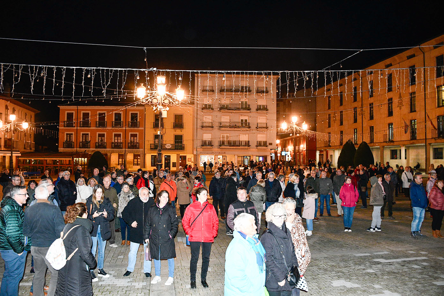 Concentración por la Sanidad Pública del Bierzo y Laciana