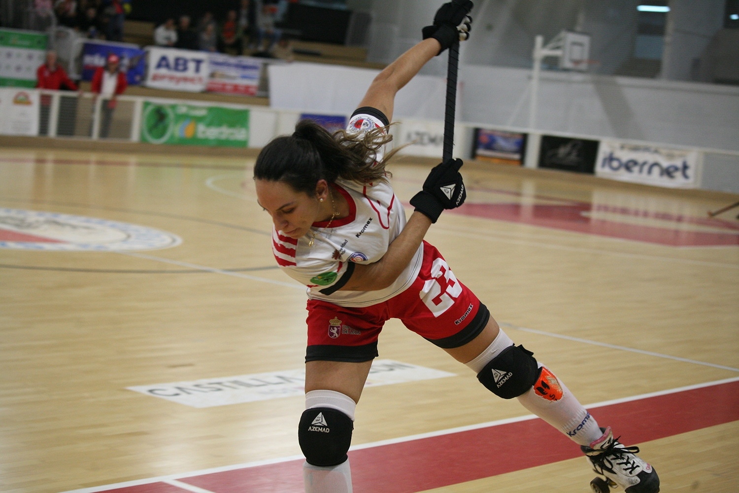 Bembibre Hockey cede ante la lógica superioridad de Martinelia Manlleu