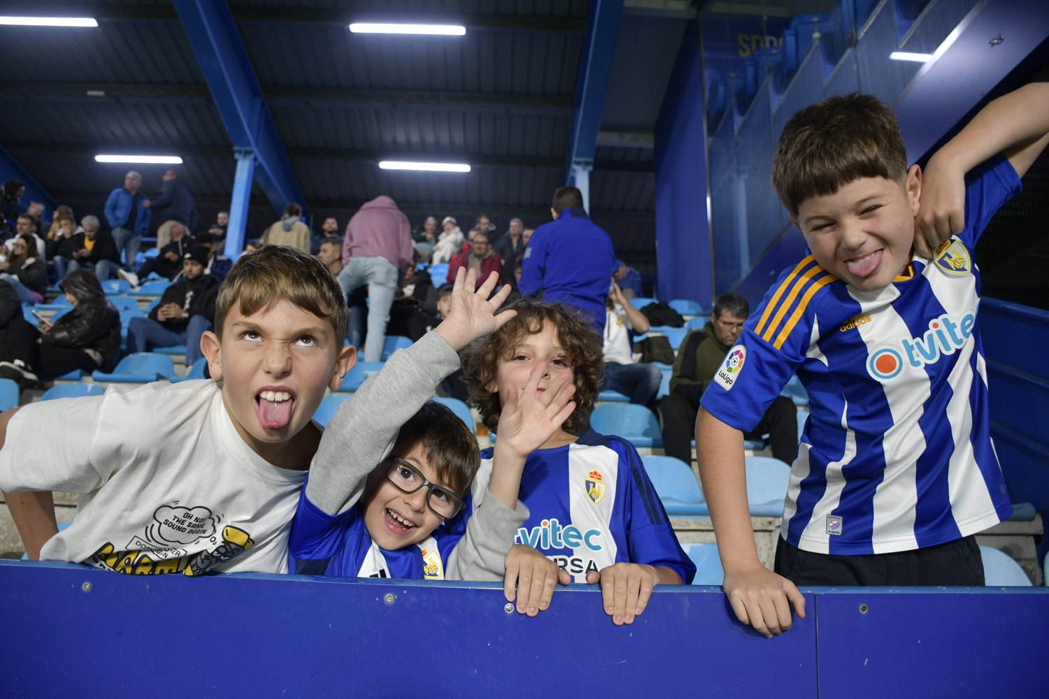 Afición durante el Ponferradina Amorebieta (139)