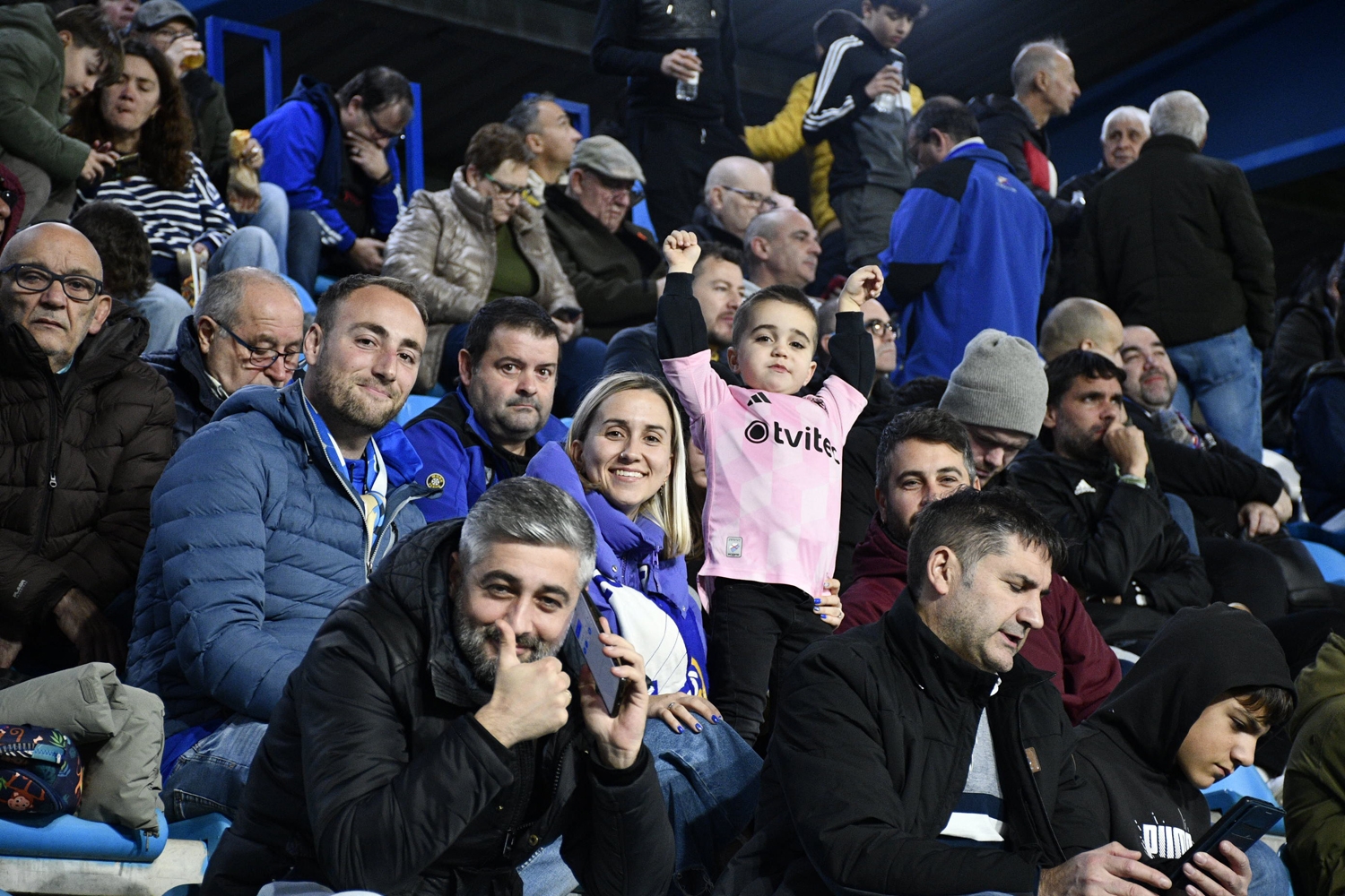 Afición durante el Ponferradina Amorebieta (142)