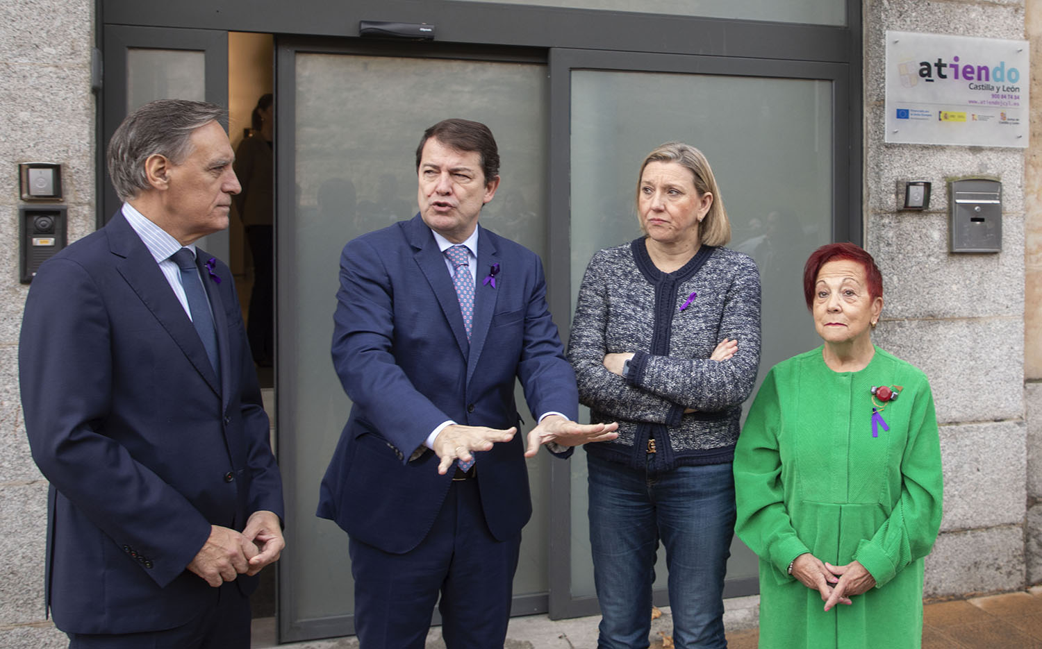 Mañueco avanza que remitirán al Consejo Consultivo la nueva Ley de Violencia de Género de Castilla y León