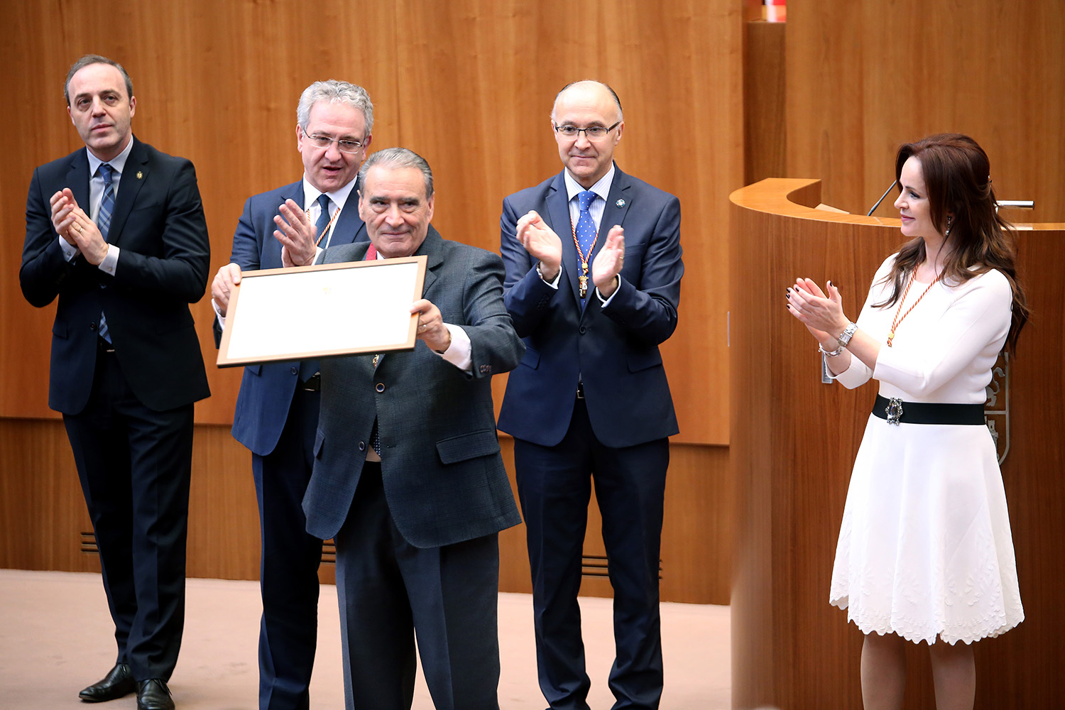 Pedro Bello, presidente de la Federación de Sociedades Castellanas y Leonesas de Argentina, durante su intervención en el XXIV Aniversario del Estatuto de Autonomía de Castilla y León.