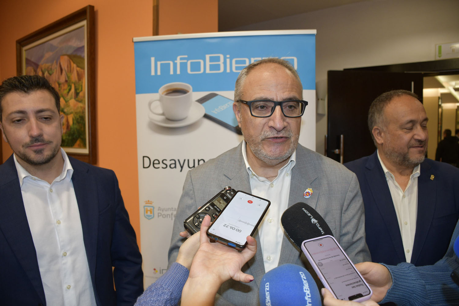 Desayuno InfoBierzo con Gerardo Álvarez Courel, presidente de la Diputación de León  (3)