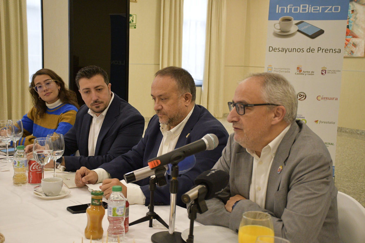 Desayuno InfoBierzo con Gerardo Álvarez Courel, presidente de la Diputación de León  (16)