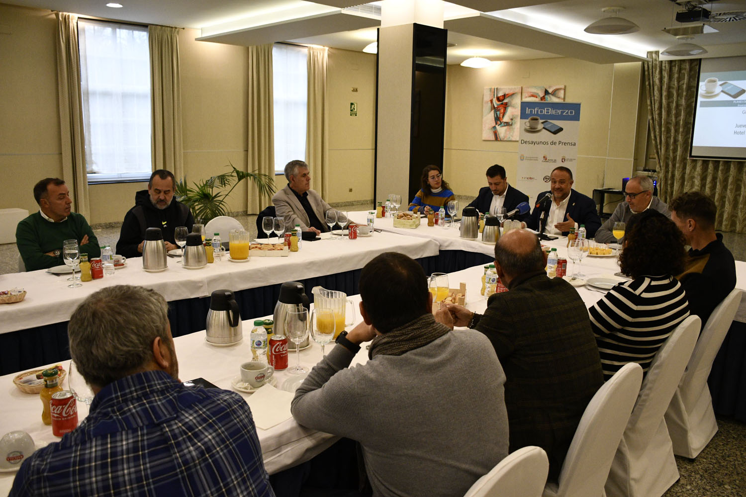 Desayuno InfoBierzo con Gerardo Álvarez Courel, presidente de la Diputación de León  (29)