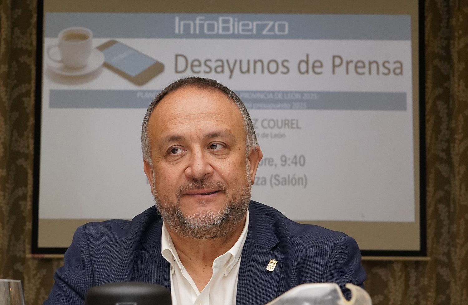 Gerardo Álvarez Courel, durante su participación en un desayuno informativo organizado por InfoBierzo