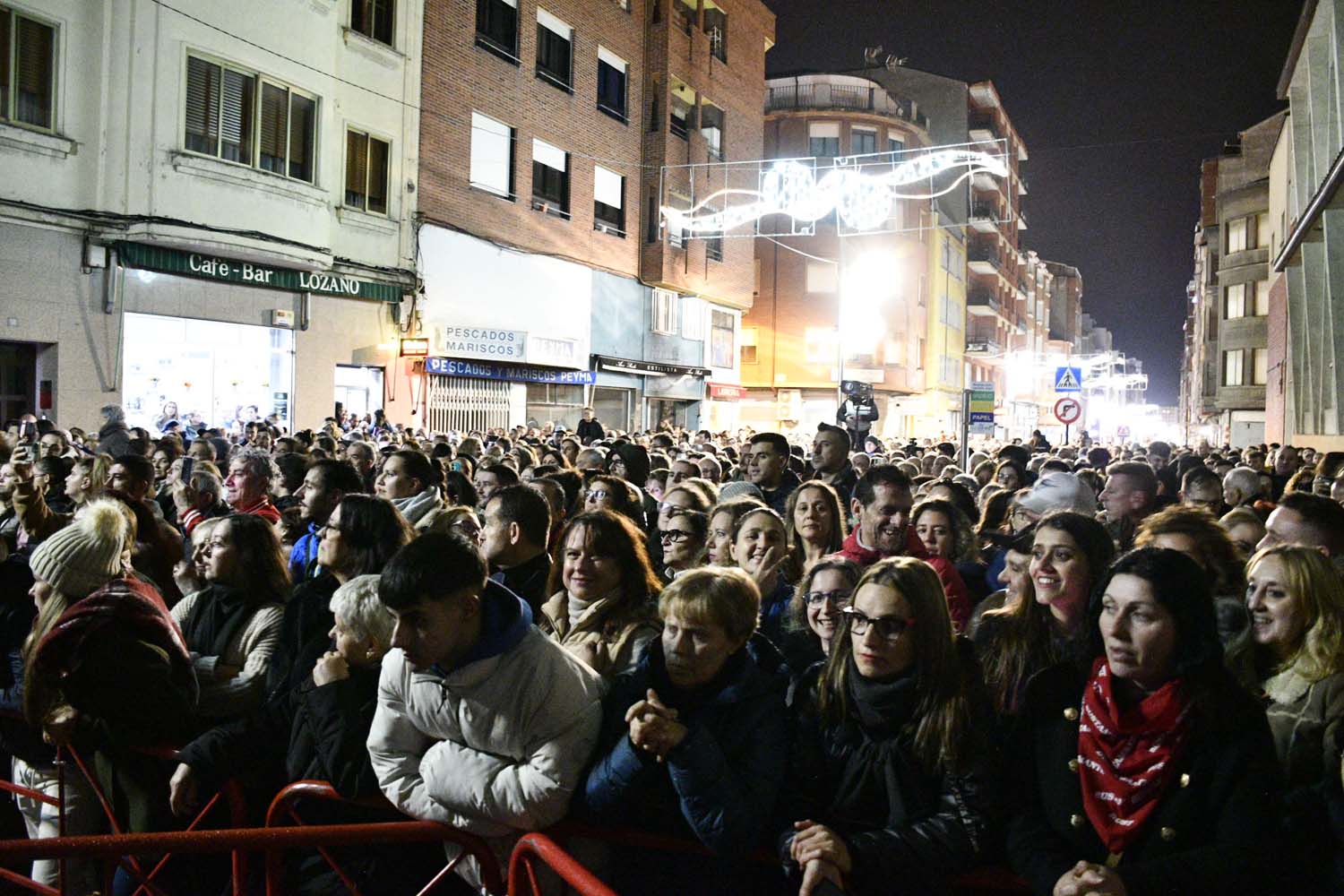 Concierto de Bustamante en el Black Friday de Ponferrada  (8)