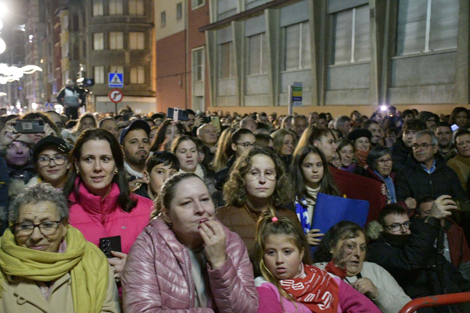 Concierto de Bustamante en el Black Friday de Ponferrada  (4)