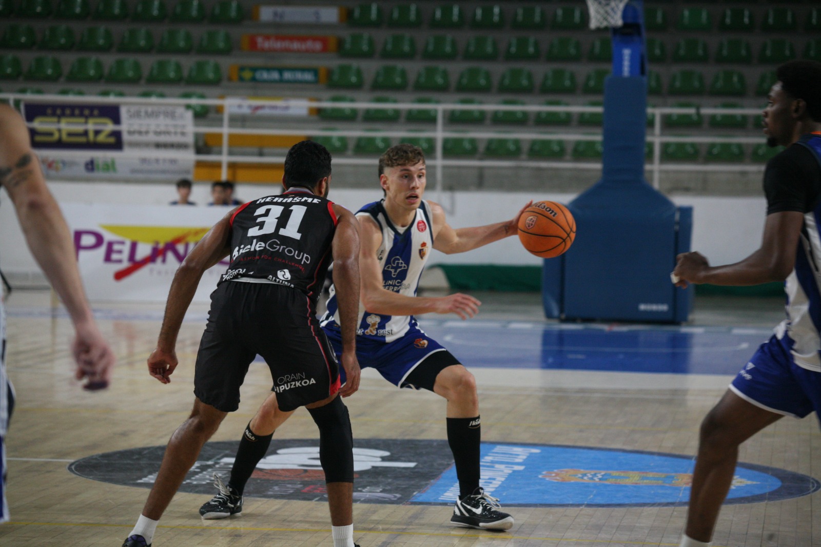 El Baloncesto Clínica Ponferrada sufre su primera derrota en casa ante Biele ISB 