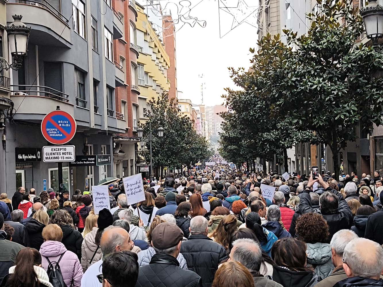 Manifestación OncoBierzo por la Sanidad Pública del Bierzo (48)