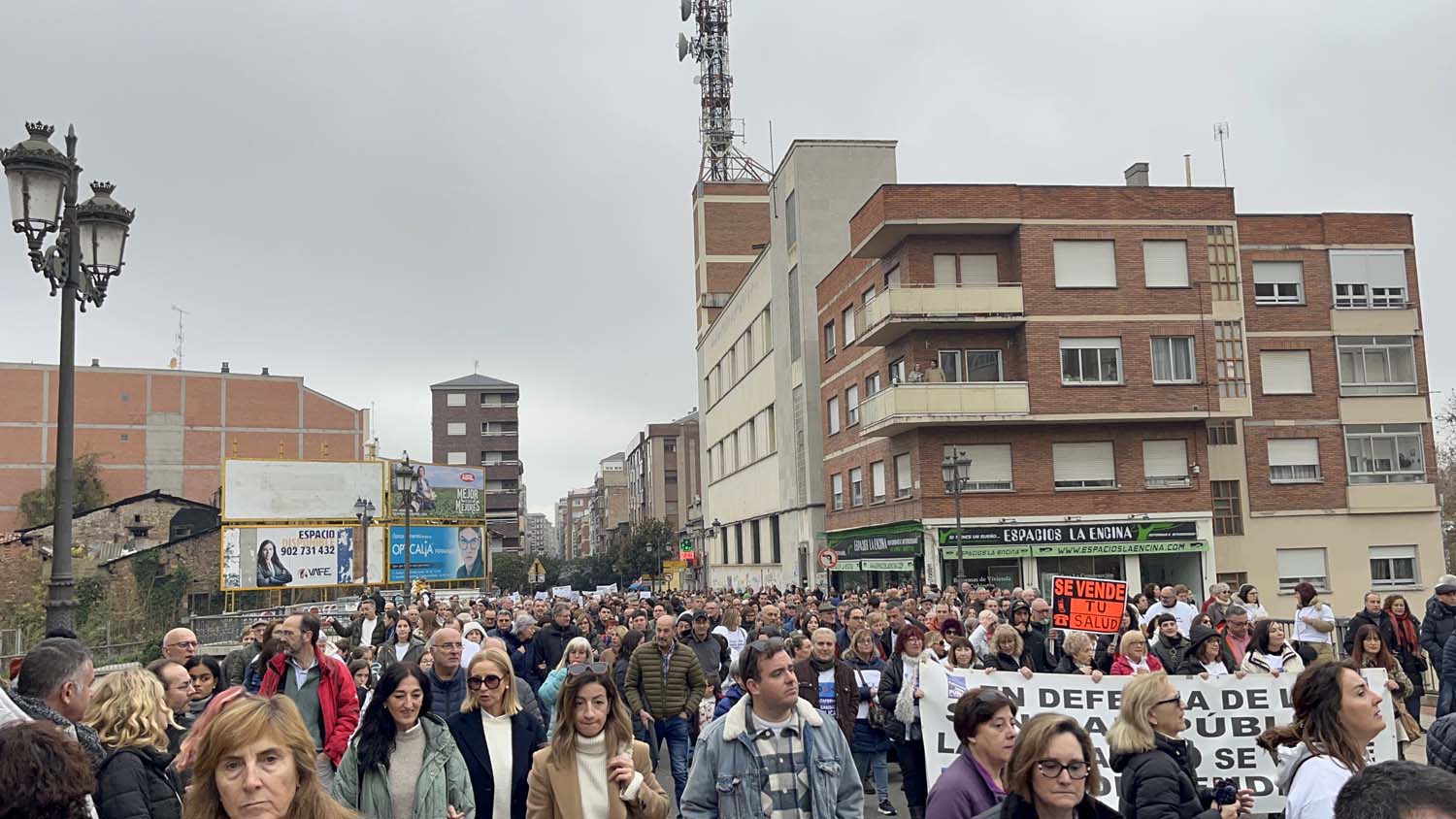 Manifestación OncoBierzo por la Sanidad Pública del Bierzo (4)