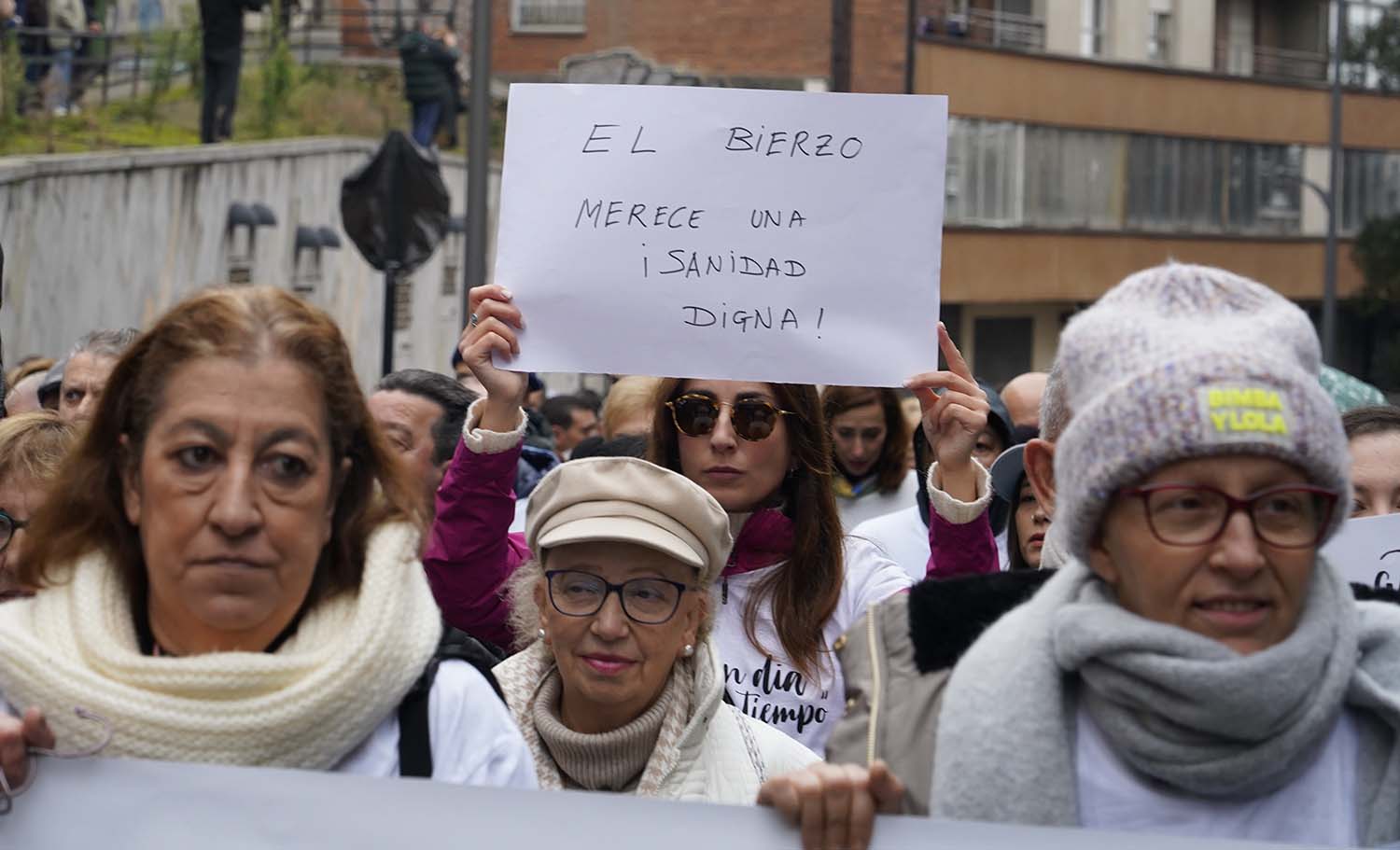 César Sánchez ICAL. Manifestación de la asociación oncobierzo para reclamar mejoras en el área de Oncología y todas las especialidades sanitarias en el área de salud del Bierzo (8)