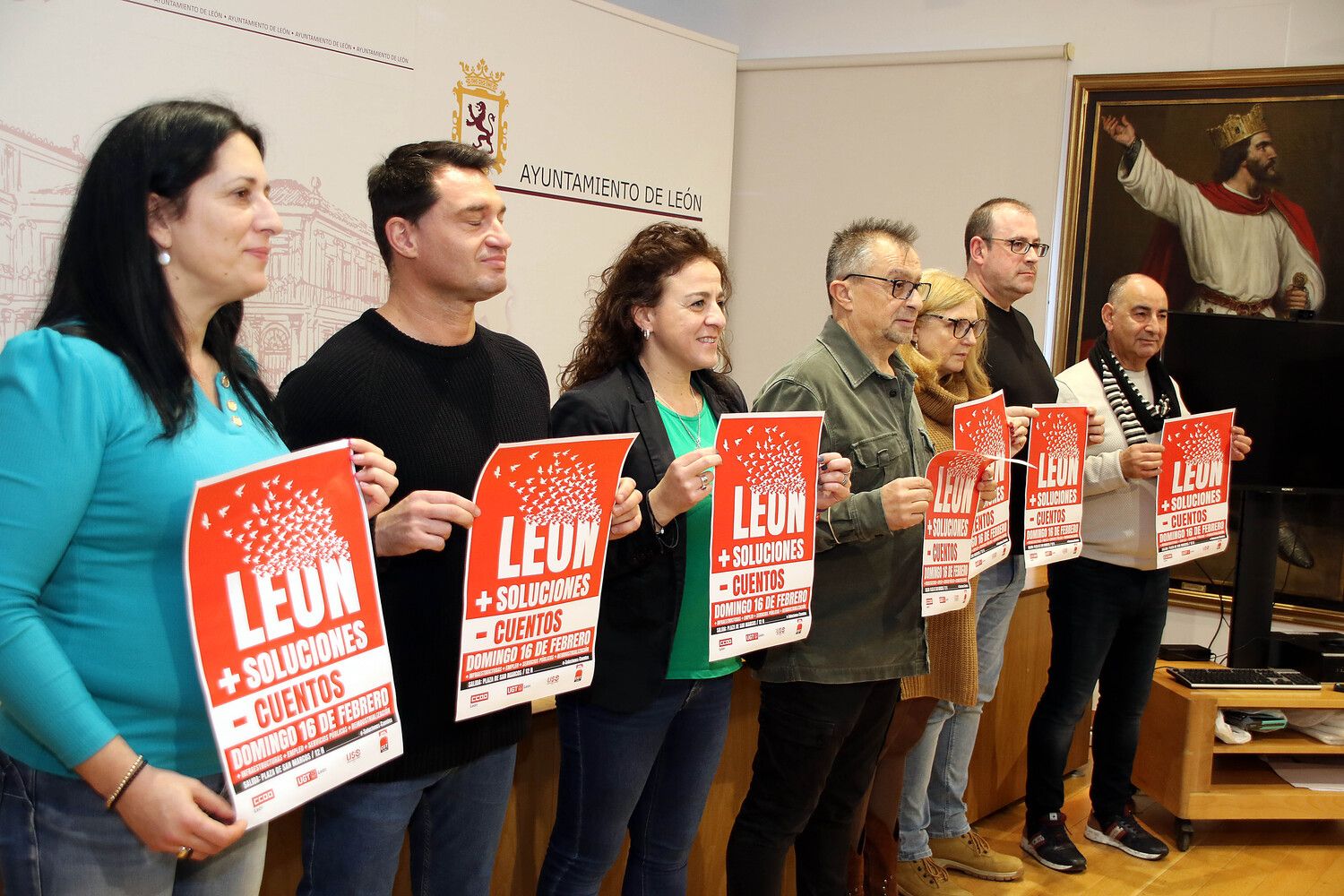 Representantes de los sindicatos convocantes de la manifestación por el futuro de León