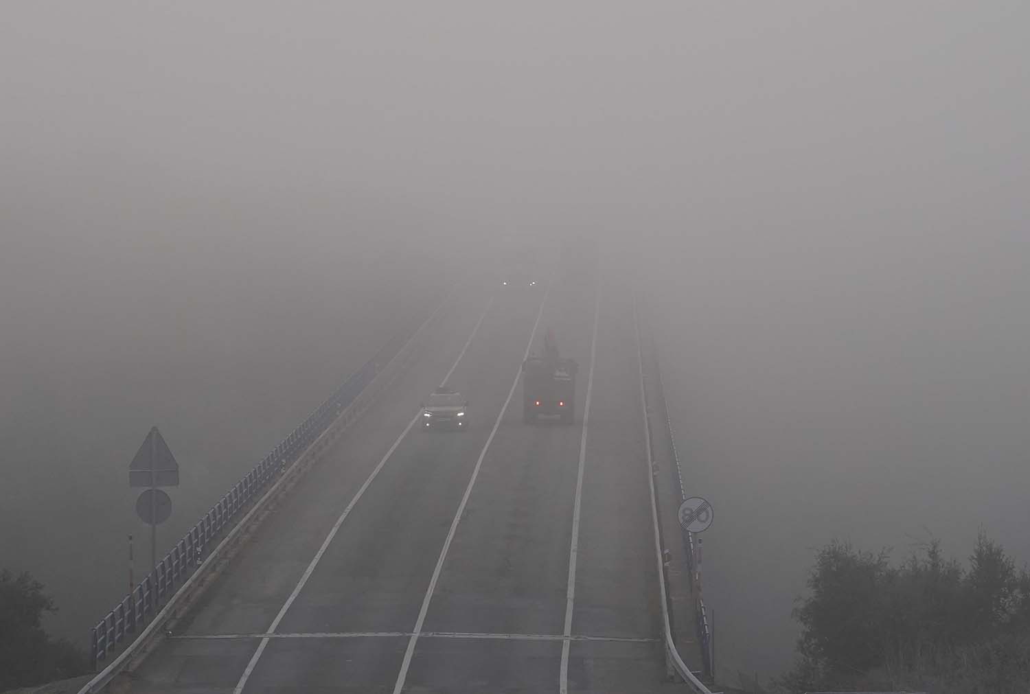 Niebla este sábado en la A 6 en El Bierzo.