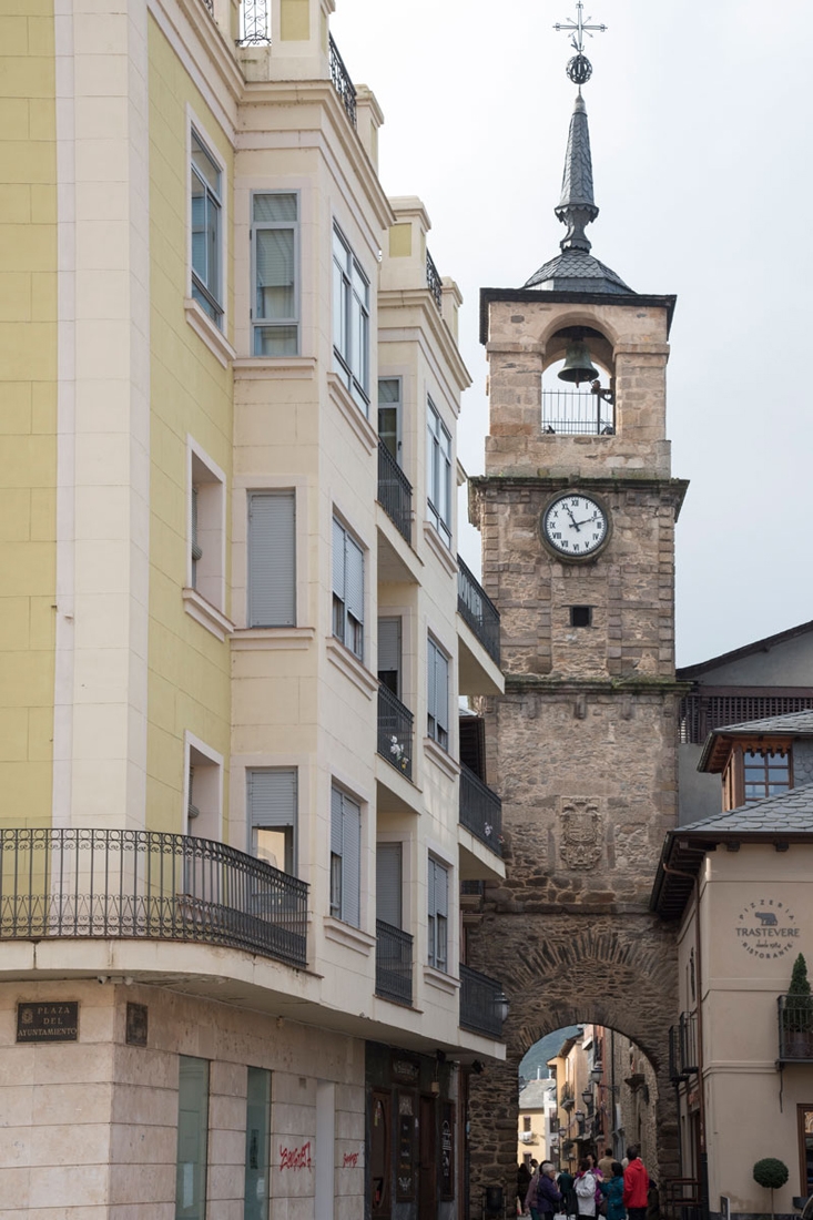 Torre desde la Plaza del AyuntamientoFoto Ayuntamiento de Ponferrada