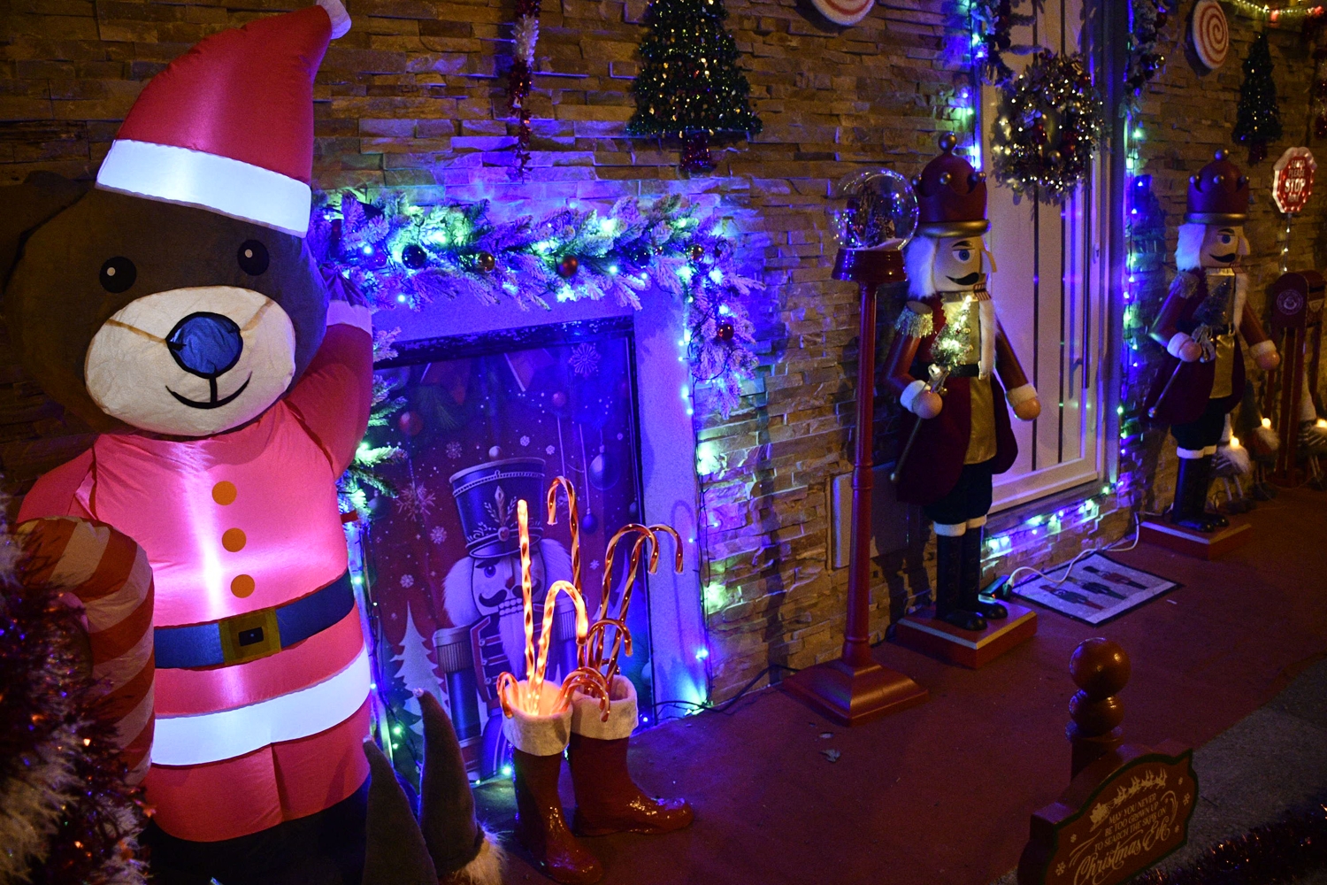 La casa del Grinch en Ponferrada (9)