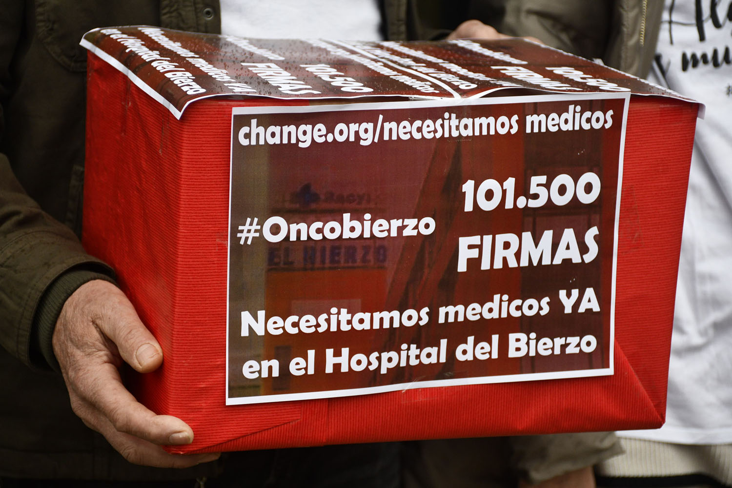 Entrega de firmas Oncobierzo 