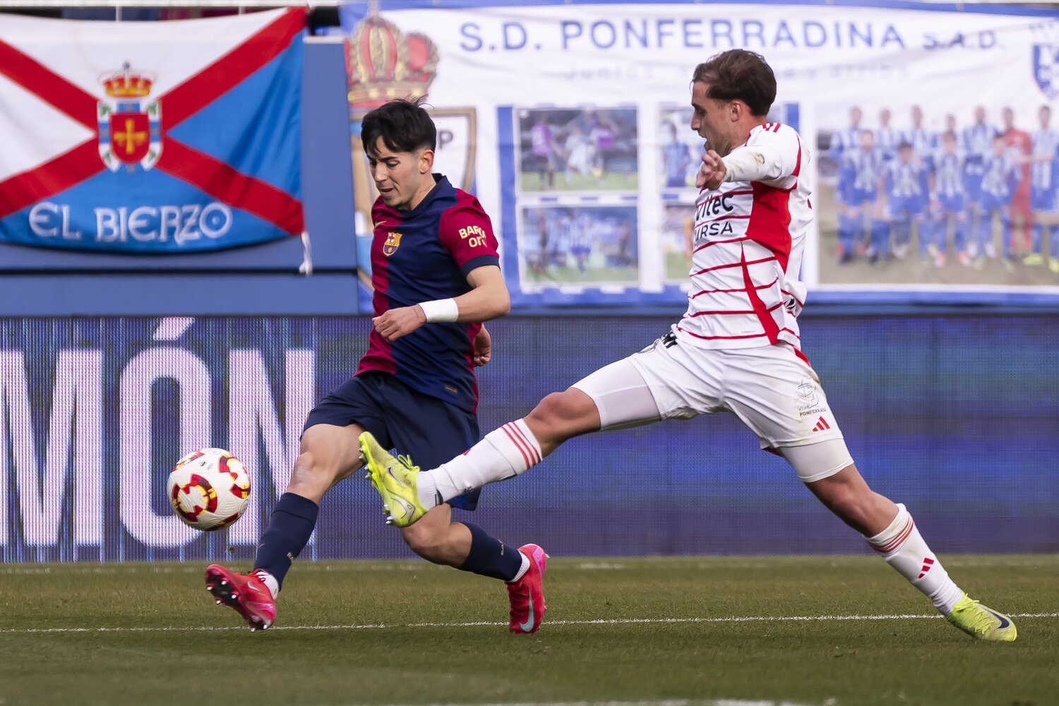 Barça Atlètic - Ponferradina | @FCBarcelona B 