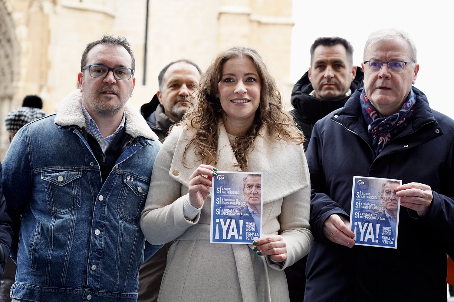 El PP de León invita a la ciudanía a firmar la petición para que el Gobierno apruebe decretos para revalorizar las pensiones