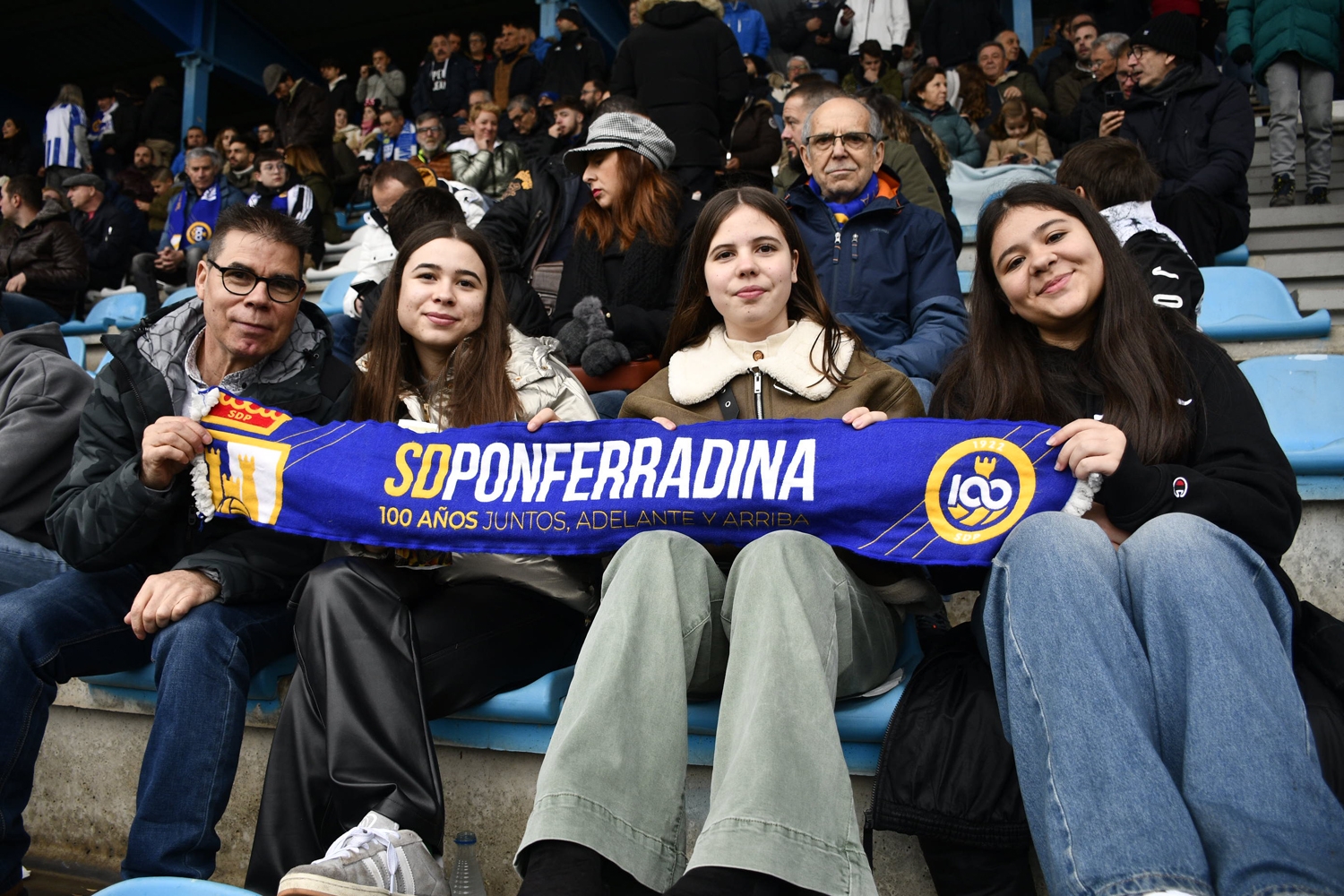 Ponferradina   Andorra (152)