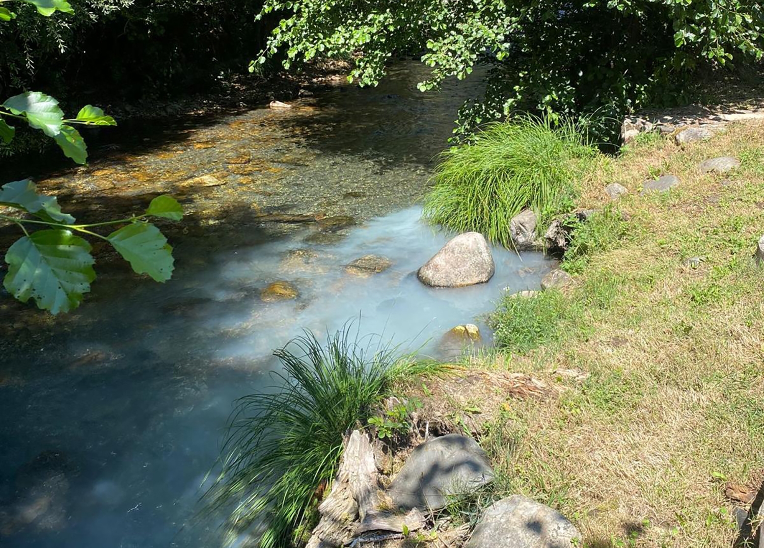 CHMS abre un expediente contra Igüeña por el vertido de aguas residuales al río Boeza