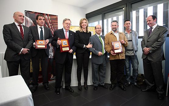 Alicia García, en la entrega de los galardonesde la Asociación de Asadores de Lechazo de Castilla y León (ICAL)