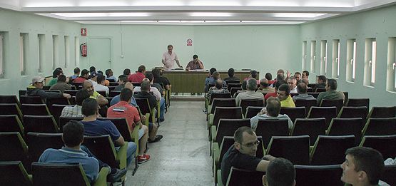 Asamblea celebrada esta tarde en Bembibre tras el fracaso con el SERLA de la mañana