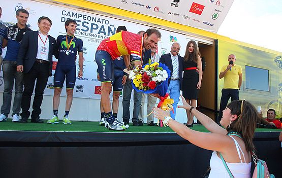 Valverde ya con el maillot de campeón (C.S)