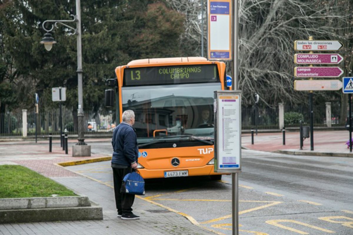 Retiran dos autobuses urbanos de Ponferrada tras las quejas que denunciaban problemas en la calefacción